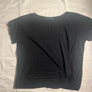 Sanctuary | Shirt | XL | Black | Gathered Front and cut out sleeve detail